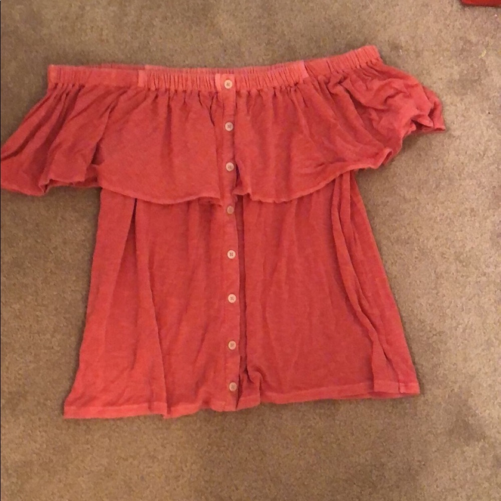 Pink cold shoulder top!